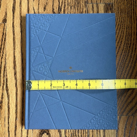 Vacheron Constantin Geneve 2022/2023 Blue Gold Decorative Coffee Table Book NWOT - Picture 9 of 10
